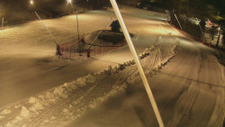 Spodní část sjezdovky skiareálu Karolinka