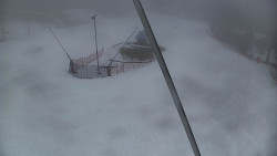 Spodní část sjezdovky skiareálu Karolinka