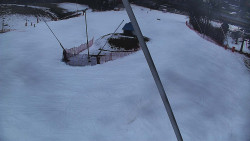 Spodní část sjezdovky skiareálu Karolinka