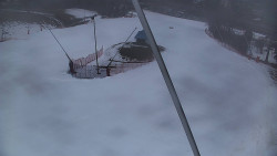 Spodní část sjezdovky skiareálu Karolinka