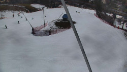 Spodní část sjezdovky skiareálu Karolinka