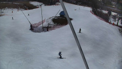 Spodní část sjezdovky skiareálu Karolinka