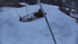 Spodní část sjezdovky skiareálu Karolinka