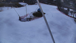 Spodní část sjezdovky skiareálu Karolinka