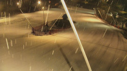 Spodní část sjezdovky skiareálu Karolinka