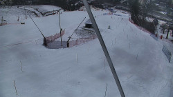 Spodní část sjezdovky skiareálu Karolinka