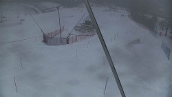 Spodní část sjezdovky skiareálu Karolinka