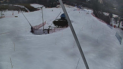 Spodní část sjezdovky skiareálu Karolinka