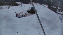 Spodní část sjezdovky skiareálu Karolinka