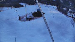 Spodní část sjezdovky skiareálu Karolinka