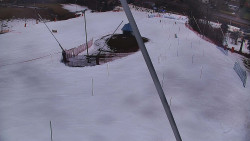 Spodní část sjezdovky skiareálu Karolinka