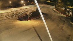 Spodní část sjezdovky skiareálu Karolinka