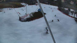 Spodní část sjezdovky skiareálu Karolinka