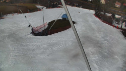 Spodní část sjezdovky skiareálu Karolinka