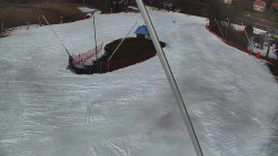 Spodní část sjezdovky skiareálu Karolinka