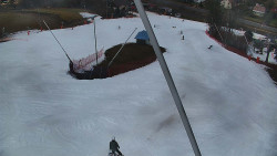 Spodní část sjezdovky skiareálu Karolinka