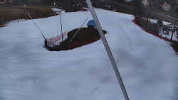 Spodní část sjezdovky skiareálu Karolinka