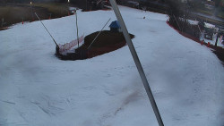 Spodní část sjezdovky skiareálu Karolinka