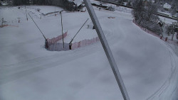 Spodní část sjezdovky skiareálu Karolinka