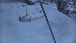 Spodní část sjezdovky skiareálu Karolinka