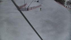 Spodní část sjezdovky skiareálu Karolinka