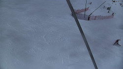 Spodní část sjezdovky skiareálu Karolinka