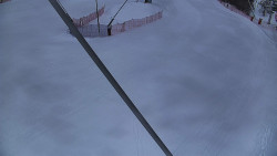 Spodní část sjezdovky skiareálu Karolinka