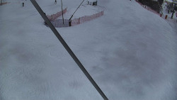 Spodní část sjezdovky skiareálu Karolinka