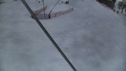 Spodní část sjezdovky skiareálu Karolinka