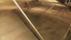 Spodní část sjezdovky skiareálu Karolinka