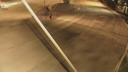 Spodní část sjezdovky skiareálu Karolinka