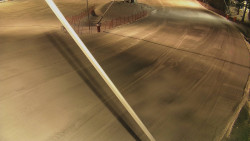 Spodní část sjezdovky skiareálu Karolinka