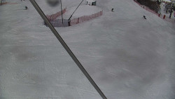 Spodní část sjezdovky skiareálu Karolinka