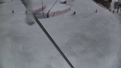 Spodní část sjezdovky skiareálu Karolinka