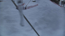 Spodní část sjezdovky skiareálu Karolinka