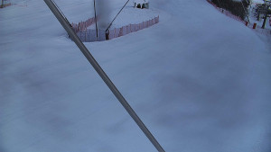 Skiareál Karolinka - Spodní část sjezdovky skiareálu Karolinka - 19.2.2026 v 07:30 Skiareál Karolinka - Spodní část sjezdovky skiareálu Karolinka - 19.2.2026 v 07:30