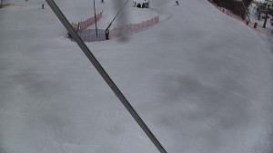 Skiareál Karolinka - Spodní část sjezdovky skiareálu Karolinka - 19.2.2026 v 11:02 Skiareál Karolinka - Spodní část sjezdovky skiareálu Karolinka - 19.2.2026 v 11:02