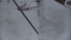 Spodní část sjezdovky skiareálu Karolinka