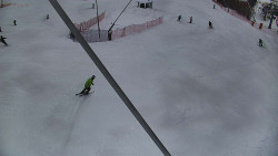 Spodní část sjezdovky skiareálu Karolinka