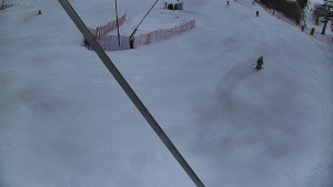 Skiareál Karolinka - Spodní část sjezdovky skiareálu Karolinka - 19.2.2026 v 16:00 Skiareál Karolinka - Spodní část sjezdovky skiareálu Karolinka - 19.2.2026 v 16:00