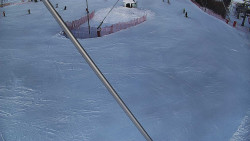 Spodní část sjezdovky skiareálu Karolinka