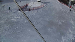 Spodní část sjezdovky skiareálu Karolinka