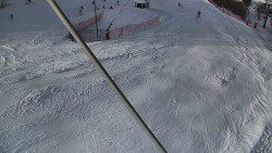 Spodní část sjezdovky skiareálu Karolinka