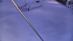 Spodní část sjezdovky skiareálu Karolinka