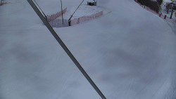 Spodní část sjezdovky skiareálu Karolinka