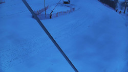Spodní část sjezdovky skiareálu Karolinka