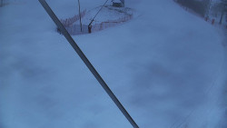 Spodní část sjezdovky skiareálu Karolinka