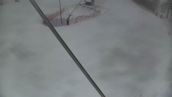 Spodní část sjezdovky skiareálu Karolinka