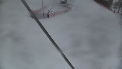 Spodní část sjezdovky skiareálu Karolinka