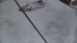 Spodní část sjezdovky skiareálu Karolinka